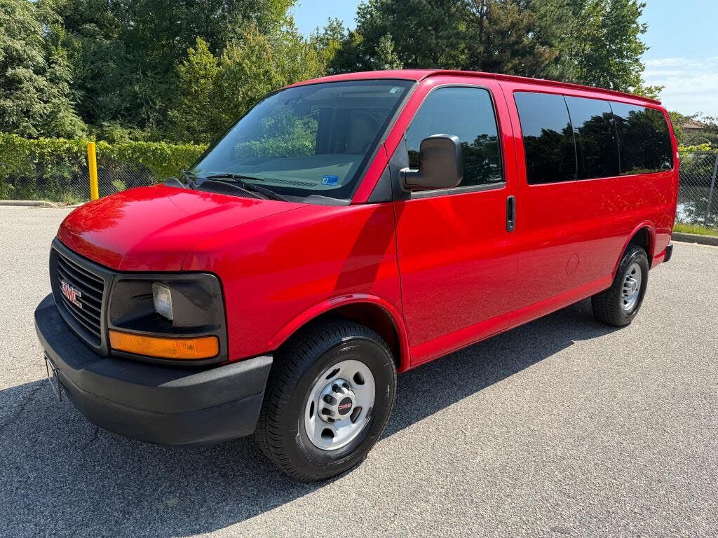 2015 GMC Savana