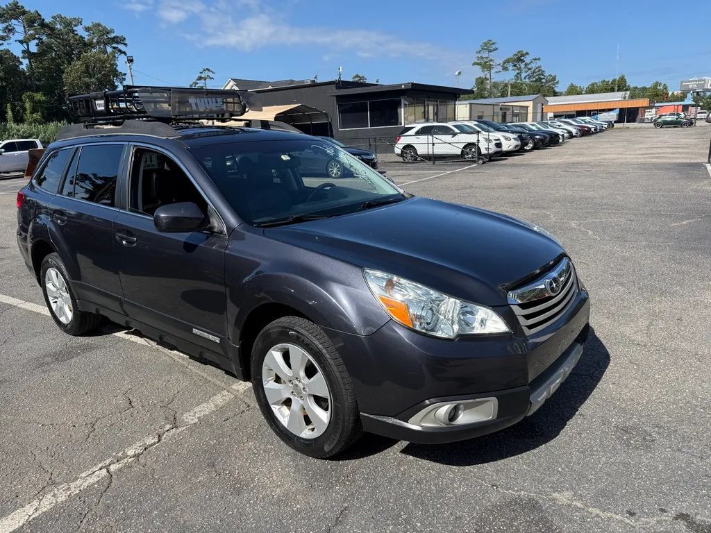 2011 SUBARU Outback