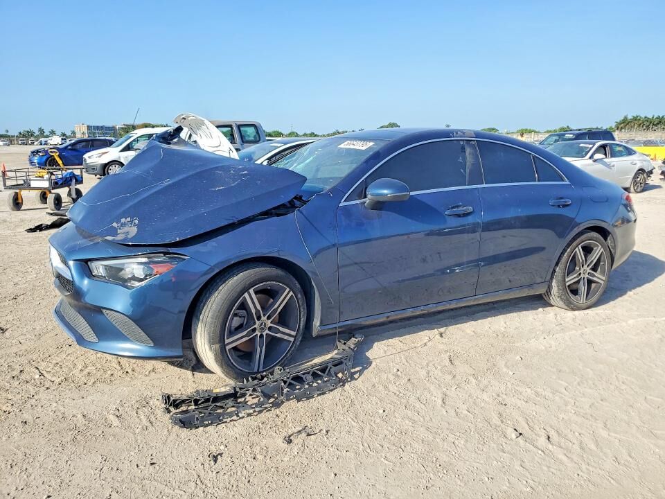 2020 MERCEDES-BENZ CLA-Class