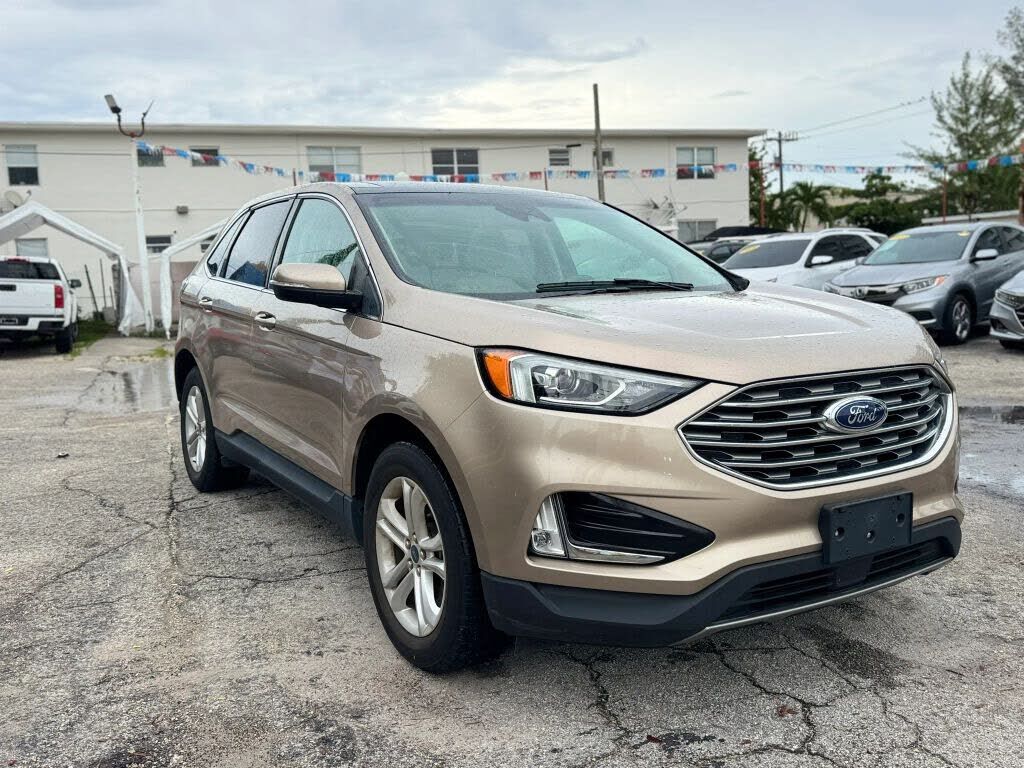 2020 FORD Edge