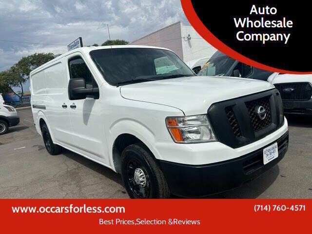 2017 NISSAN NV
