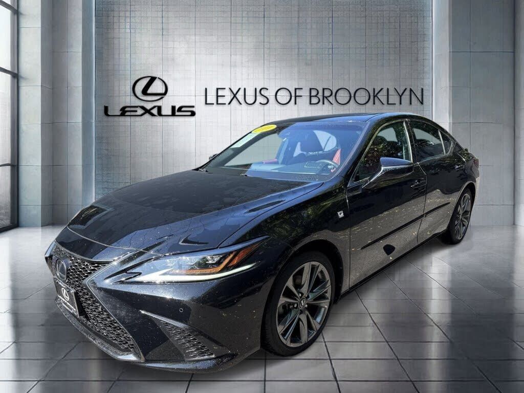 2019 LEXUS ES