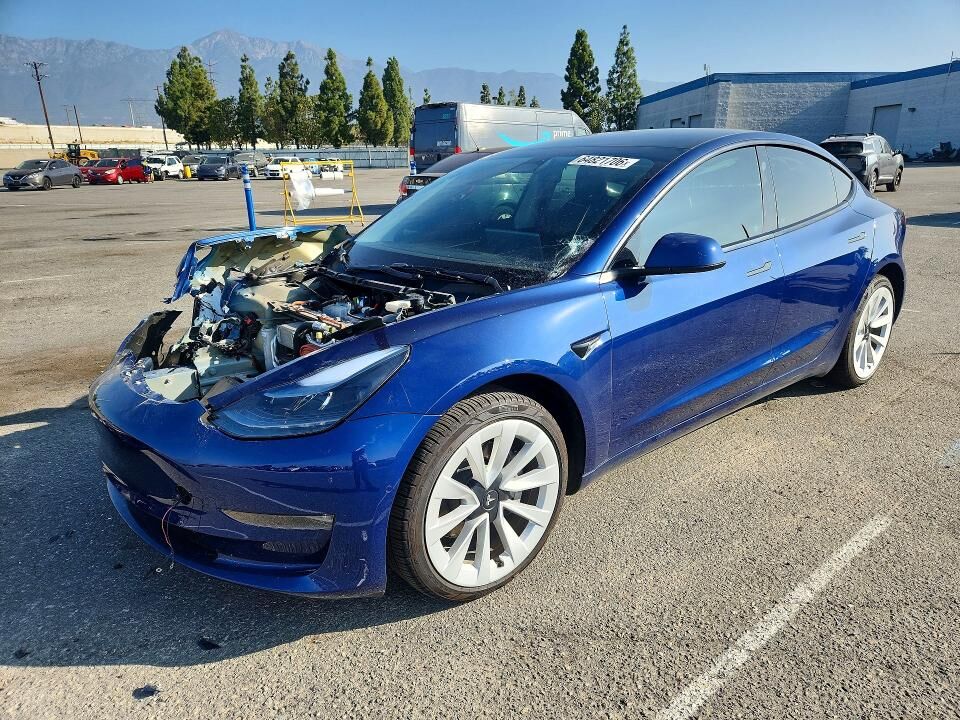 2022 TESLA Model 3