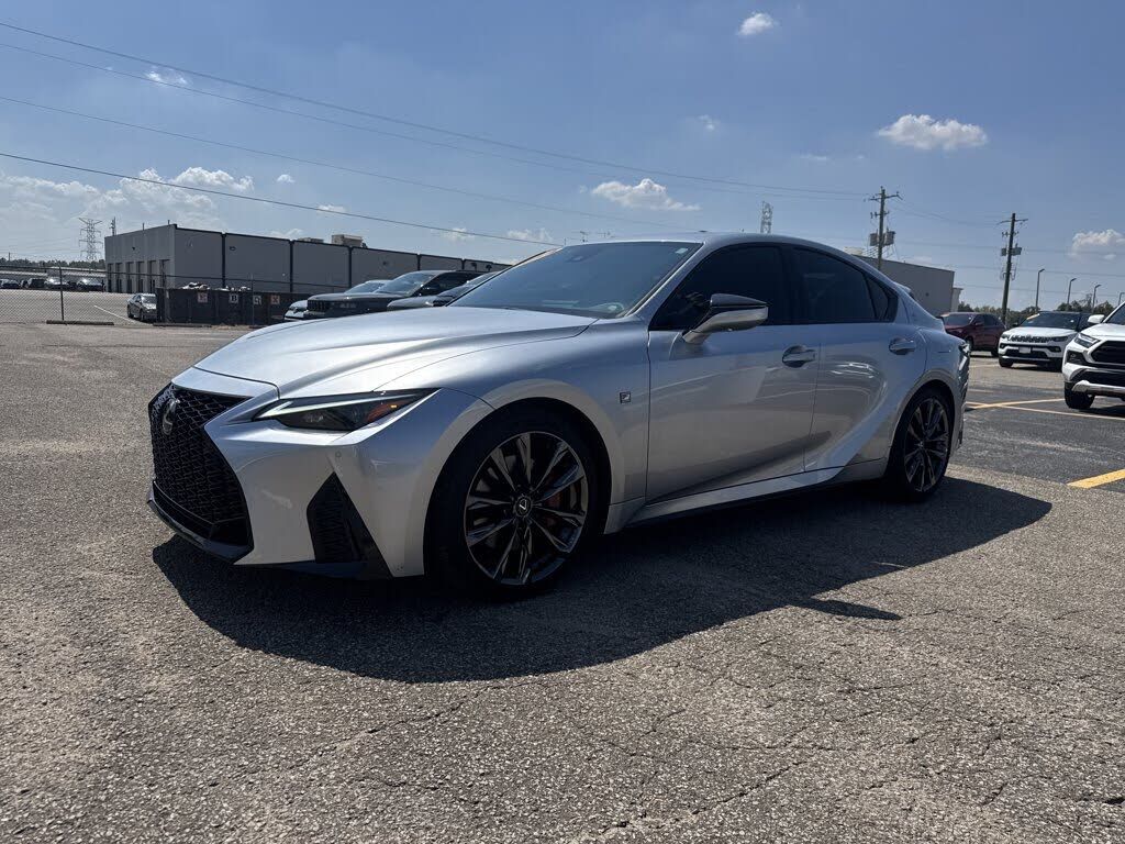 2024 LEXUS IS