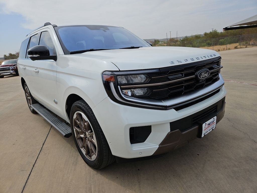2025 FORD Expedition