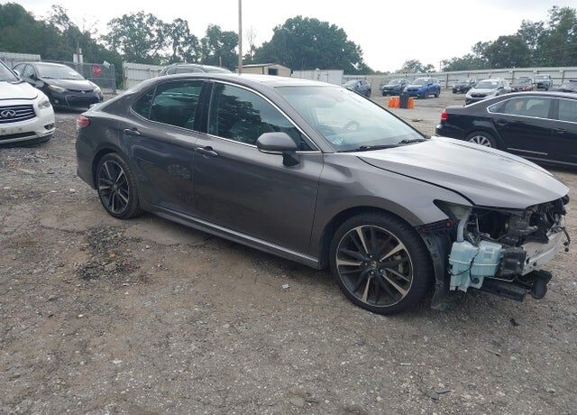 2018 TOYOTA Camry