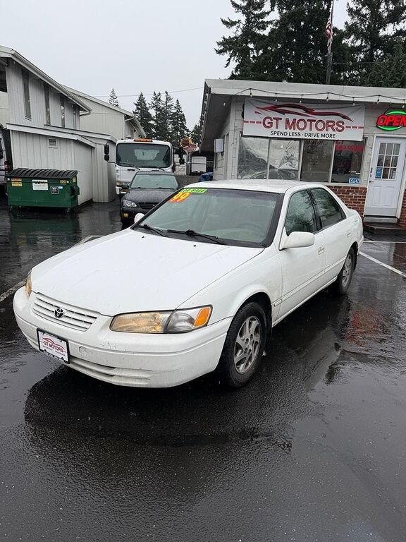 1999 TOYOTA Camry