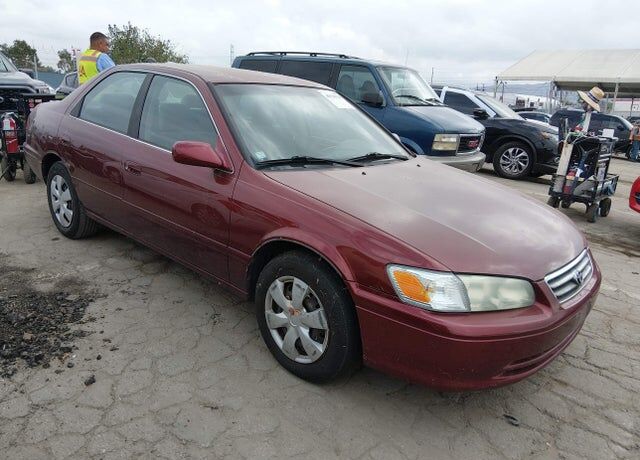 2001 TOYOTA Camry