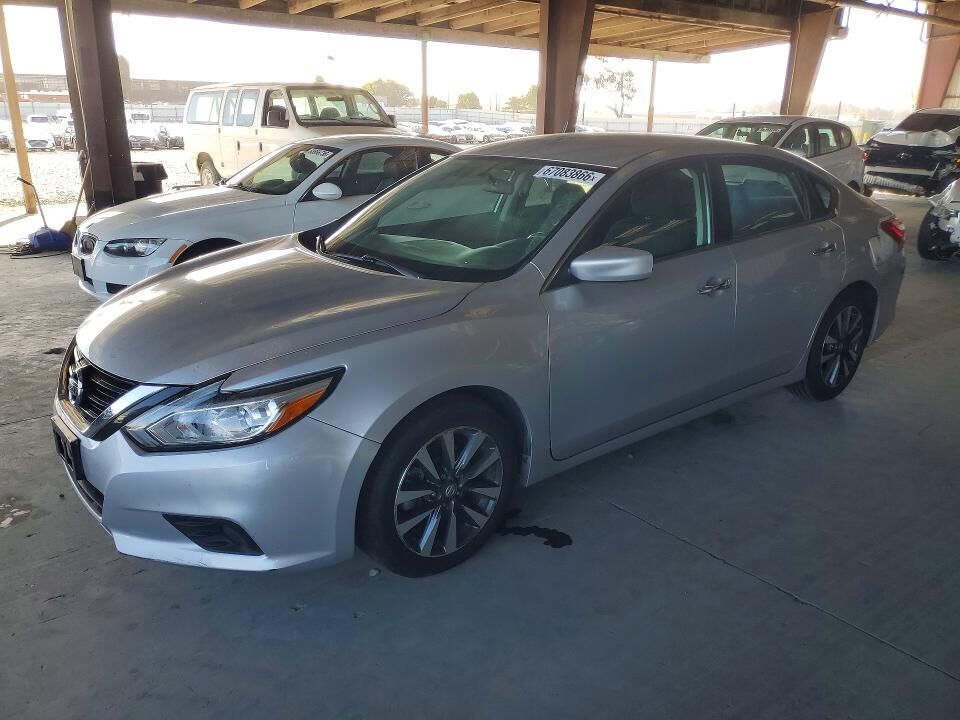 2017 NISSAN Altima