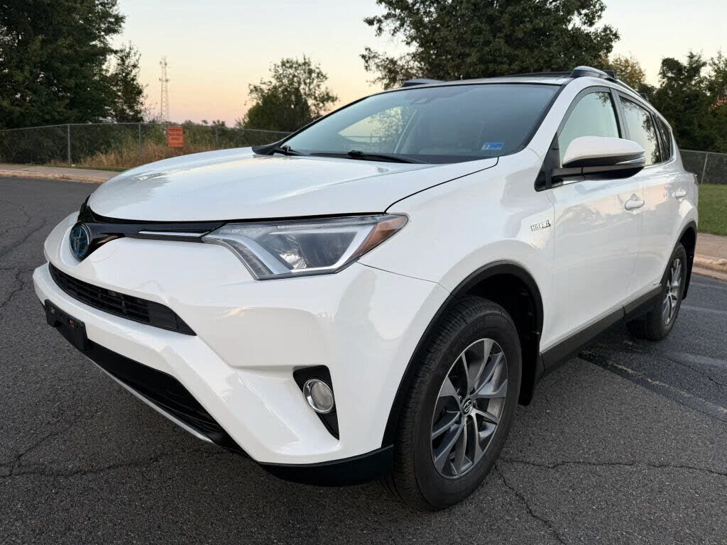 2017 TOYOTA RAV4