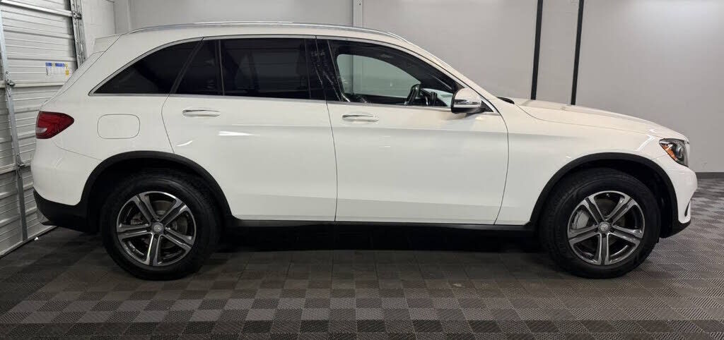 2017 Mercedes-Benz GLC-Class