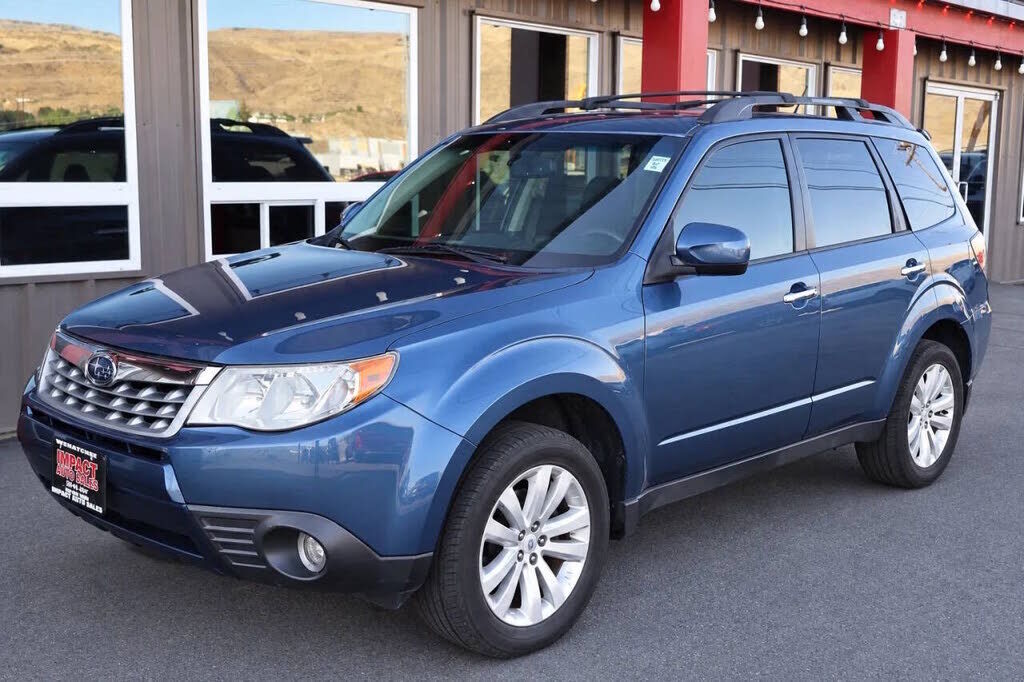 2012 SUBARU Forester