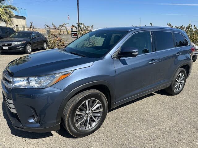 2018 TOYOTA Highlander