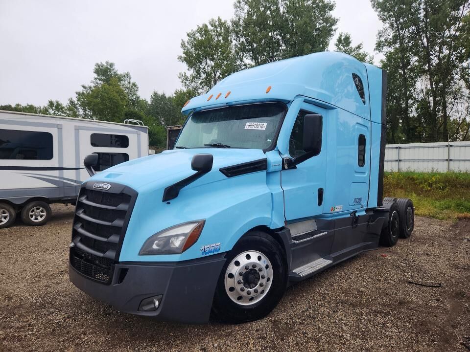 2023 FREIGHTLINER Cascadia