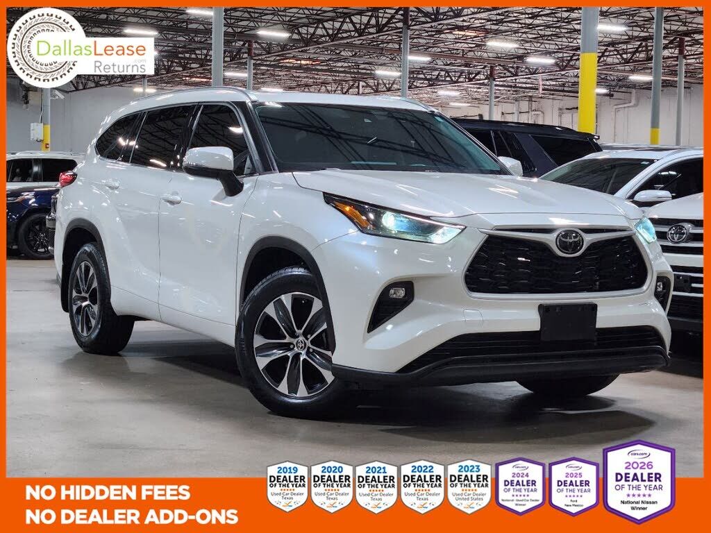 2021 TOYOTA Highlander