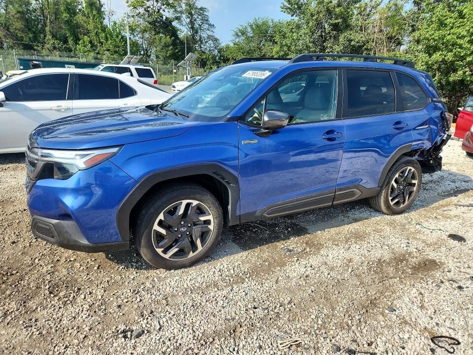 2025 SUBARU Forester