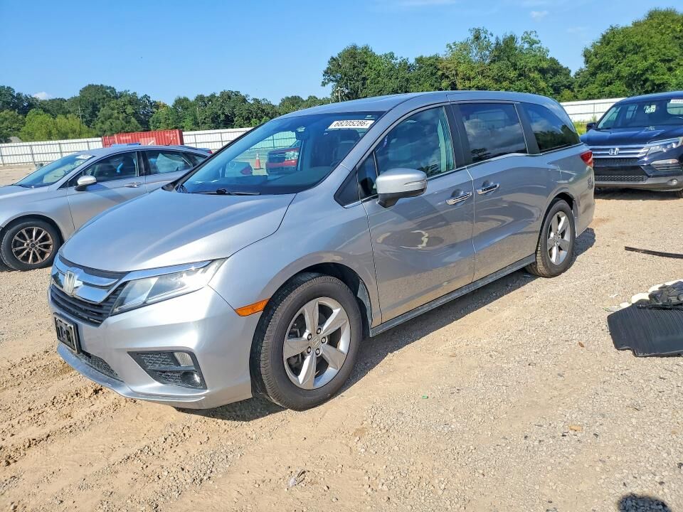 2018 HONDA Odyssey