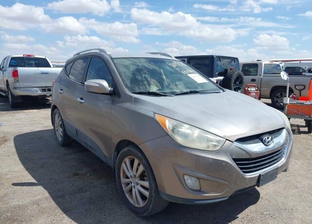 2011 HYUNDAI Tucson