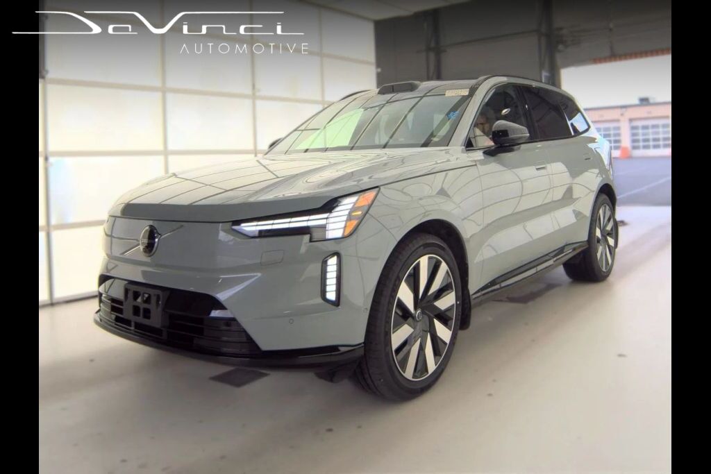 2025 VOLVO EX90