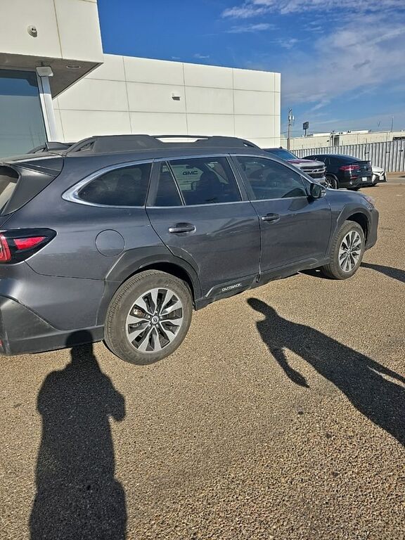 2023 SUBARU Outback