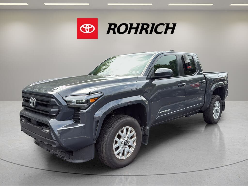 2025 TOYOTA Tacoma
