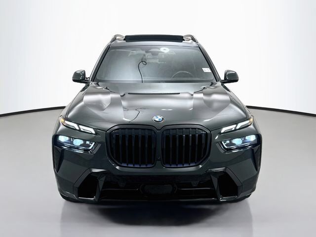 2025 BMW X7