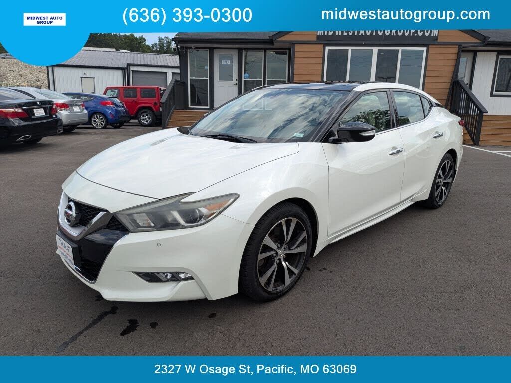 2017 NISSAN Maxima