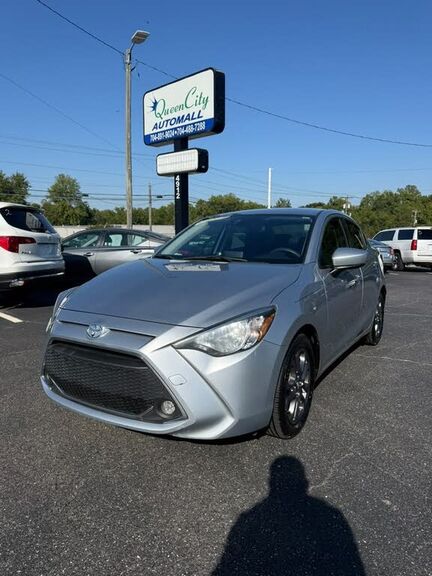 2019 TOYOTA Yaris