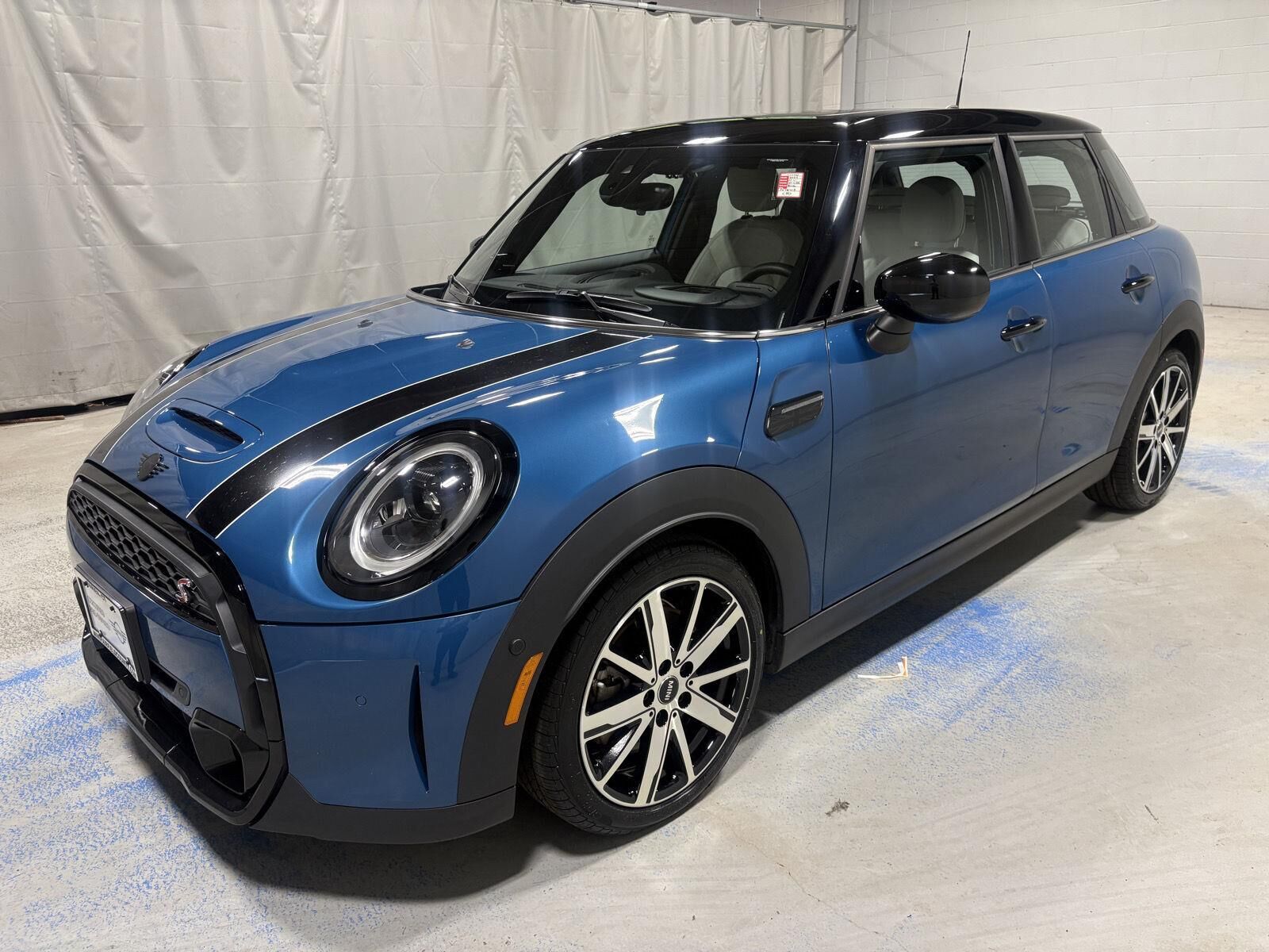 2024 MINI Hardtop