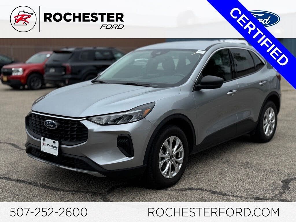 2024 FORD Escape