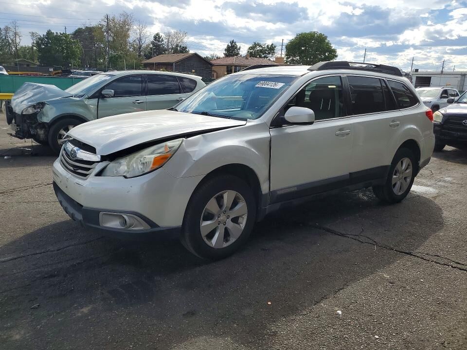 2012 SUBARU Outback