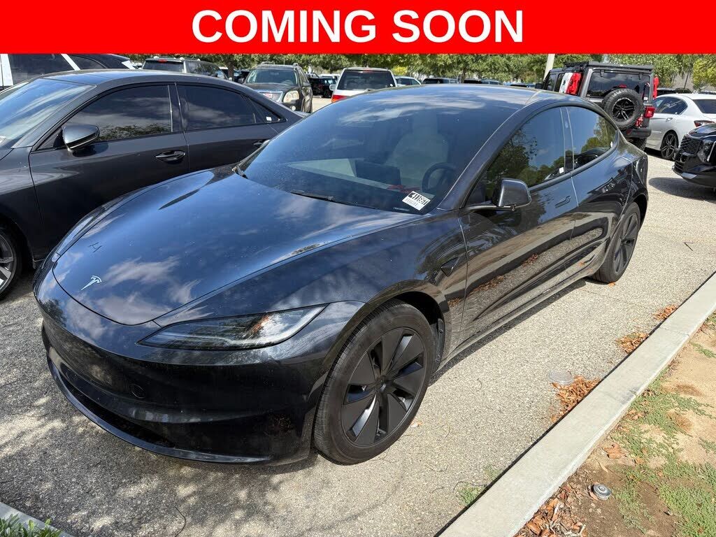 2025 TESLA Model 3