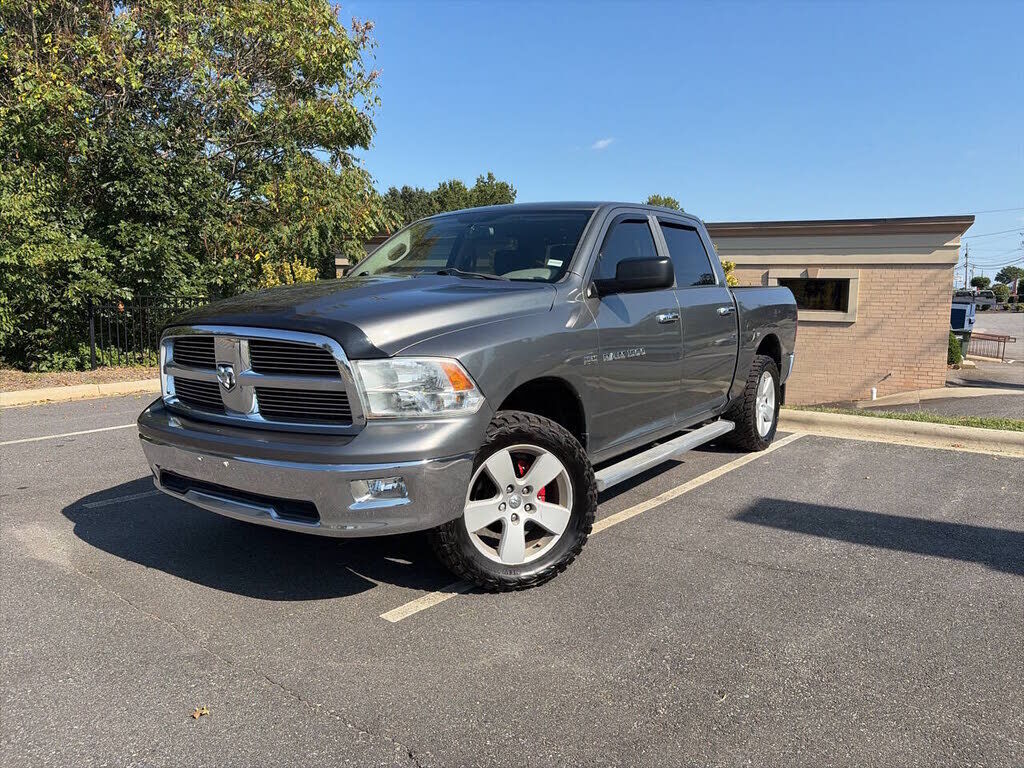 2011 DODGE Ram