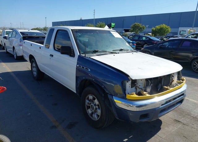 1999 NISSAN Frontier