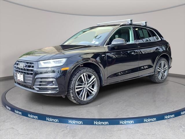 2020 AUDI Q5 e