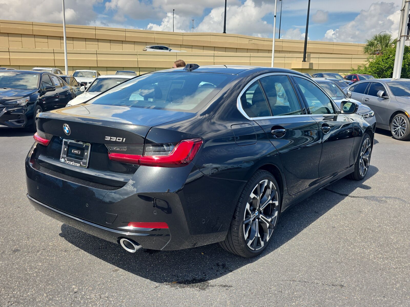 2026 BMW 330i
