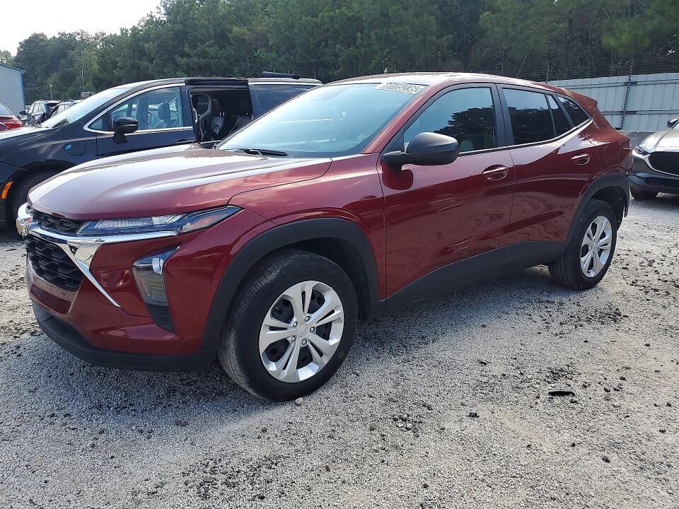 2025 CHEVROLET Trax
