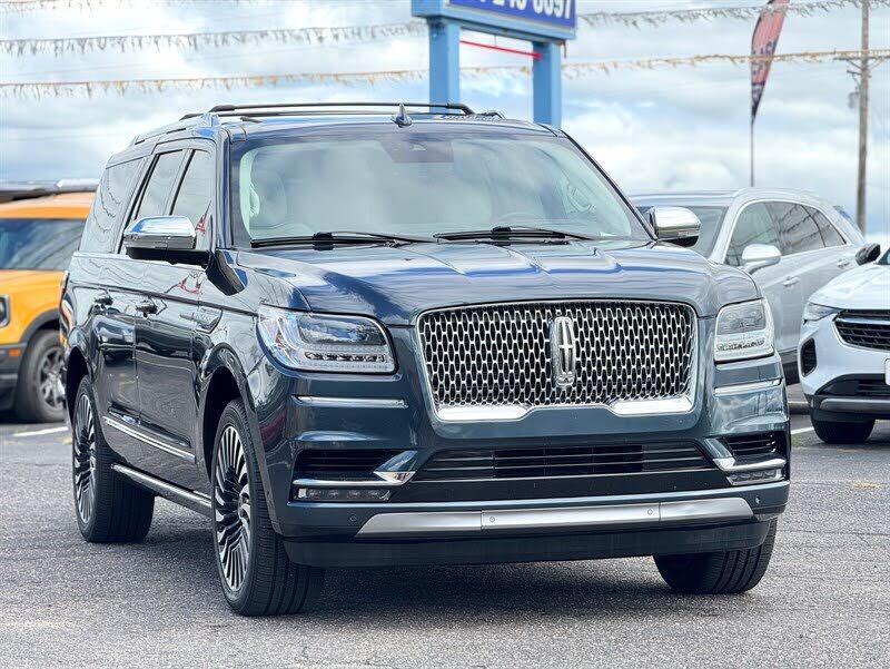 2021 LINCOLN Navigator L