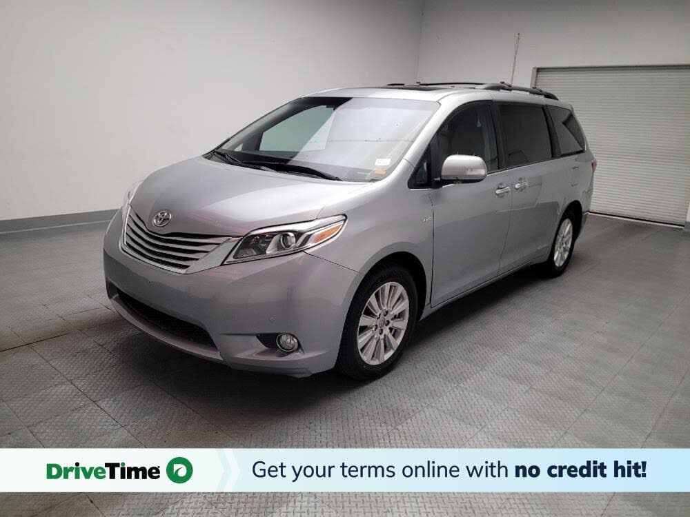 2017 TOYOTA Sienna