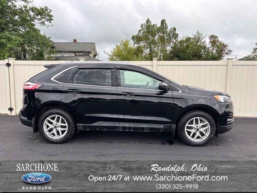 2023 FORD Edge