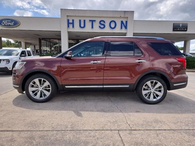 2018 FORD Explorer