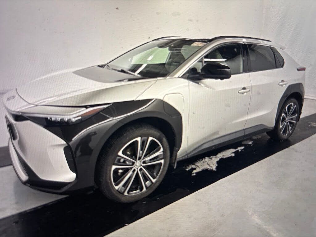 2023 TOYOTA bZ4X