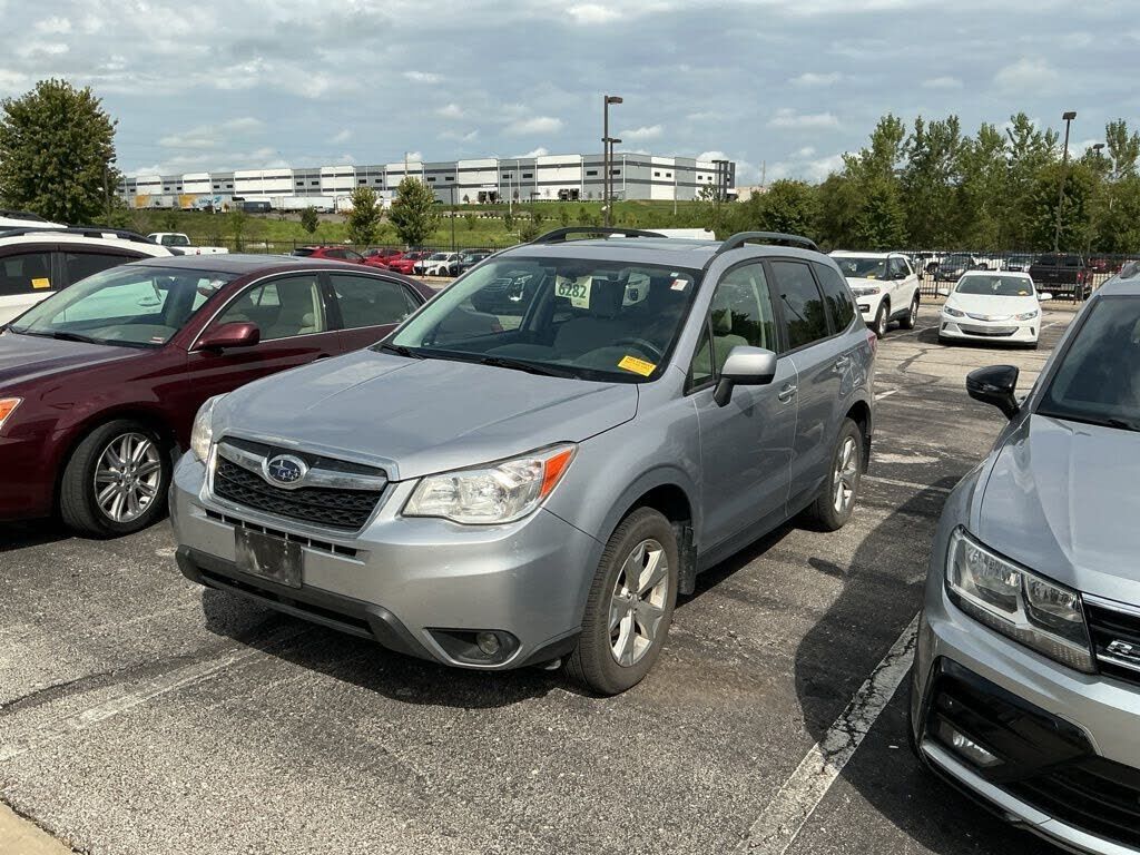 2016 SUBARU Forester