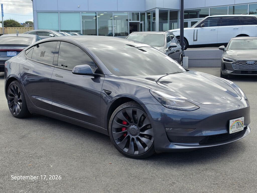 2023 TESLA Model 3