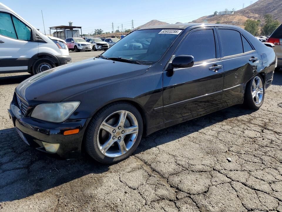 2001 LEXUS IS