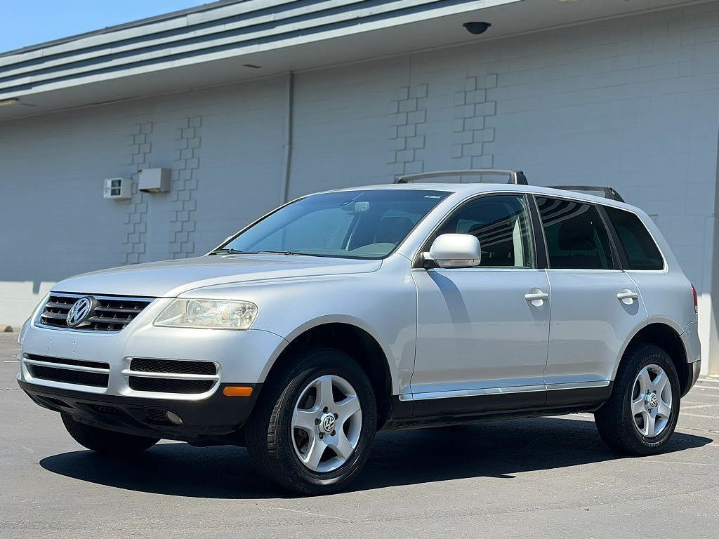 2005 VOLKSWAGEN Touareg