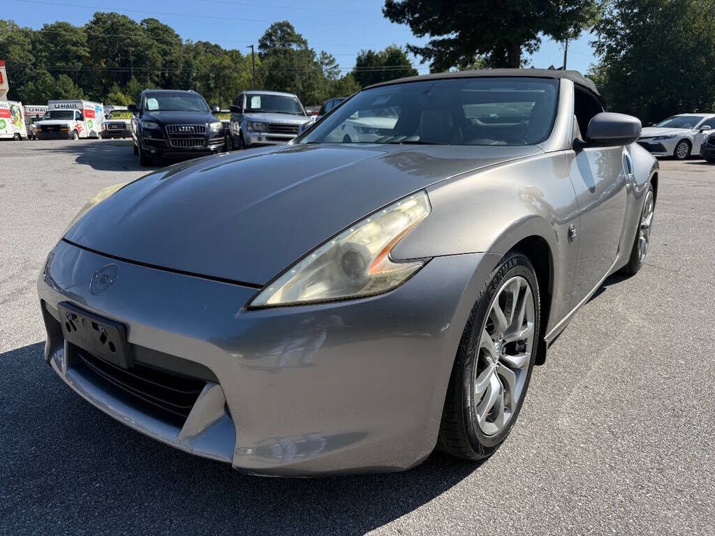 2010 NISSAN 370Z