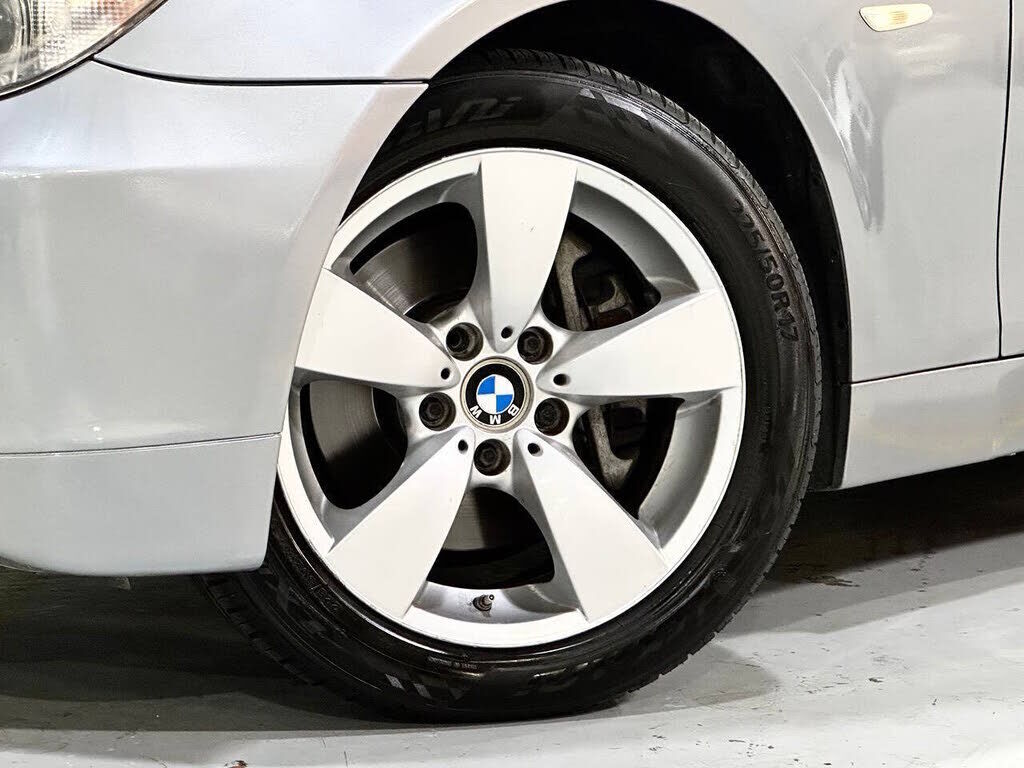 2006 BMW 530xiT