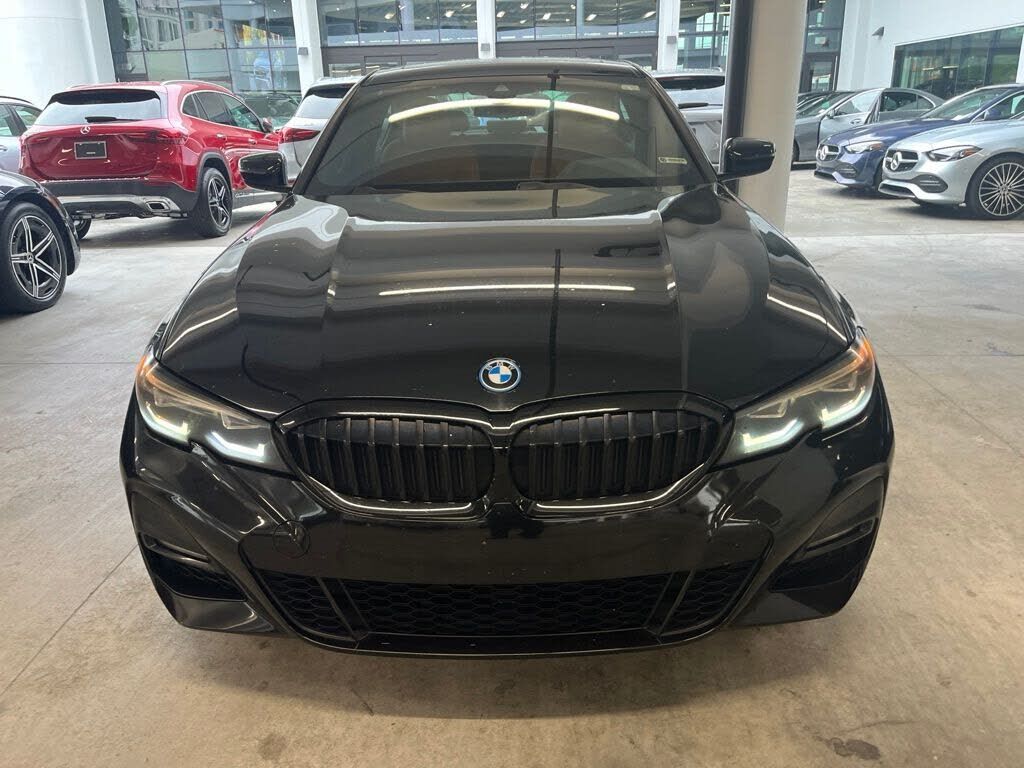2022 BMW 330e