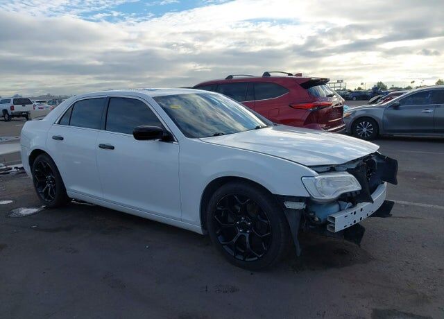 2020 CHRYSLER 300